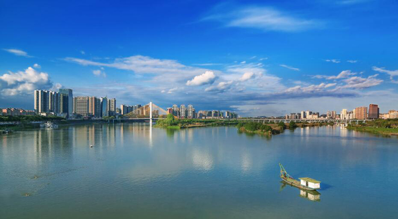 四川南充近100项活动丰富市民春节文化生活