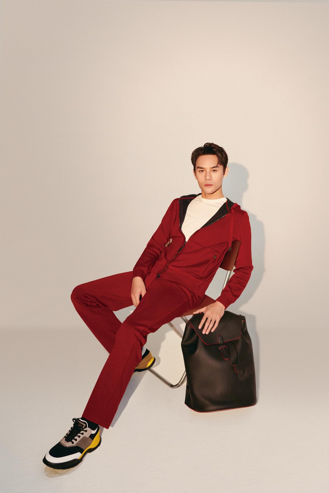 王凯一年新增多个代言原因竟然是